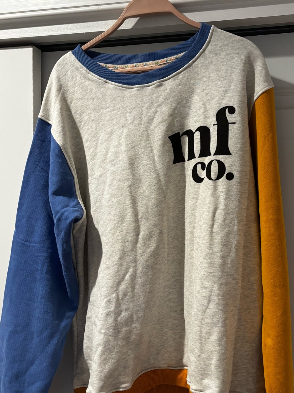Minimalist Folk Co - NWT adult sweatshirt